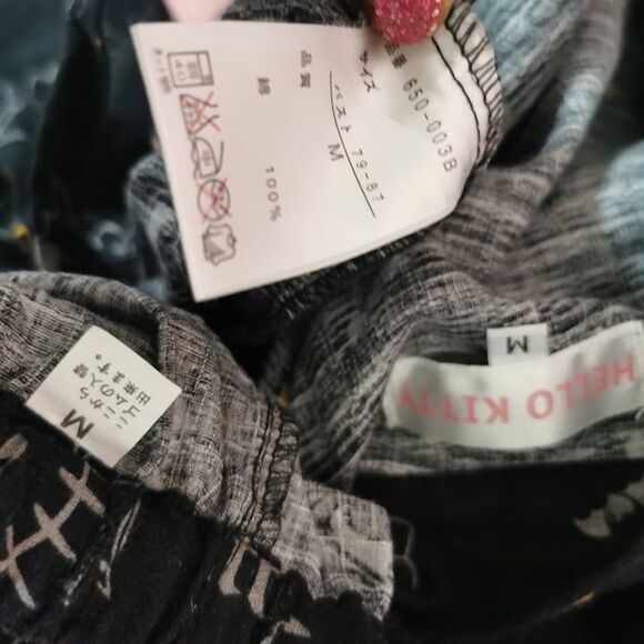 Devil Hello Kitty Outfit Size Small Black Top Shorts Cosplay Sleepwear Halloween - Picture 6 of 12